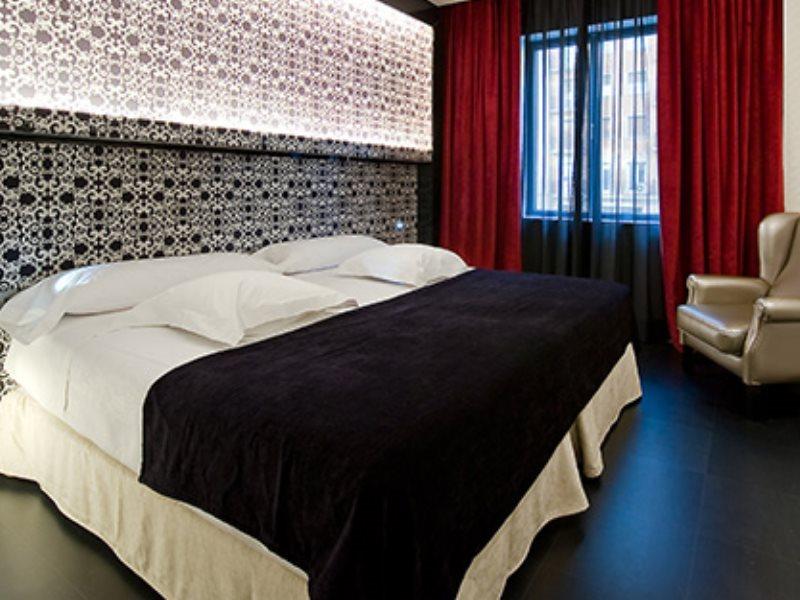 Vincci Via - 66 Hotel Madrid Bagian luar foto