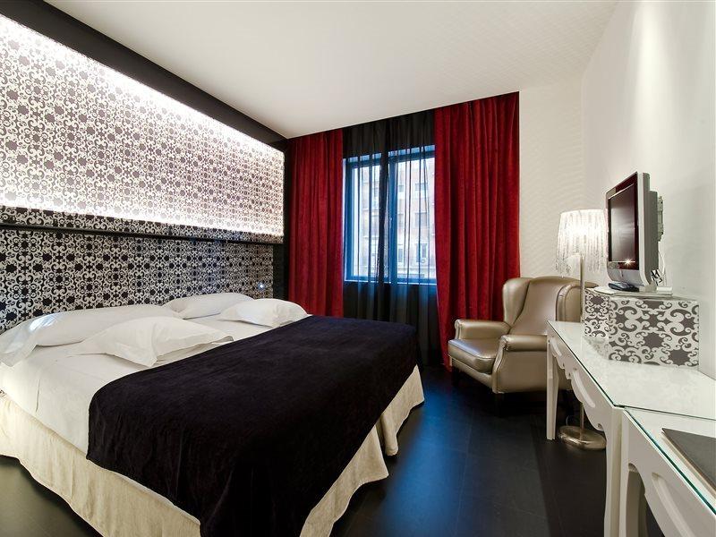 Vincci Via - 66 Hotel Madrid Bagian luar foto