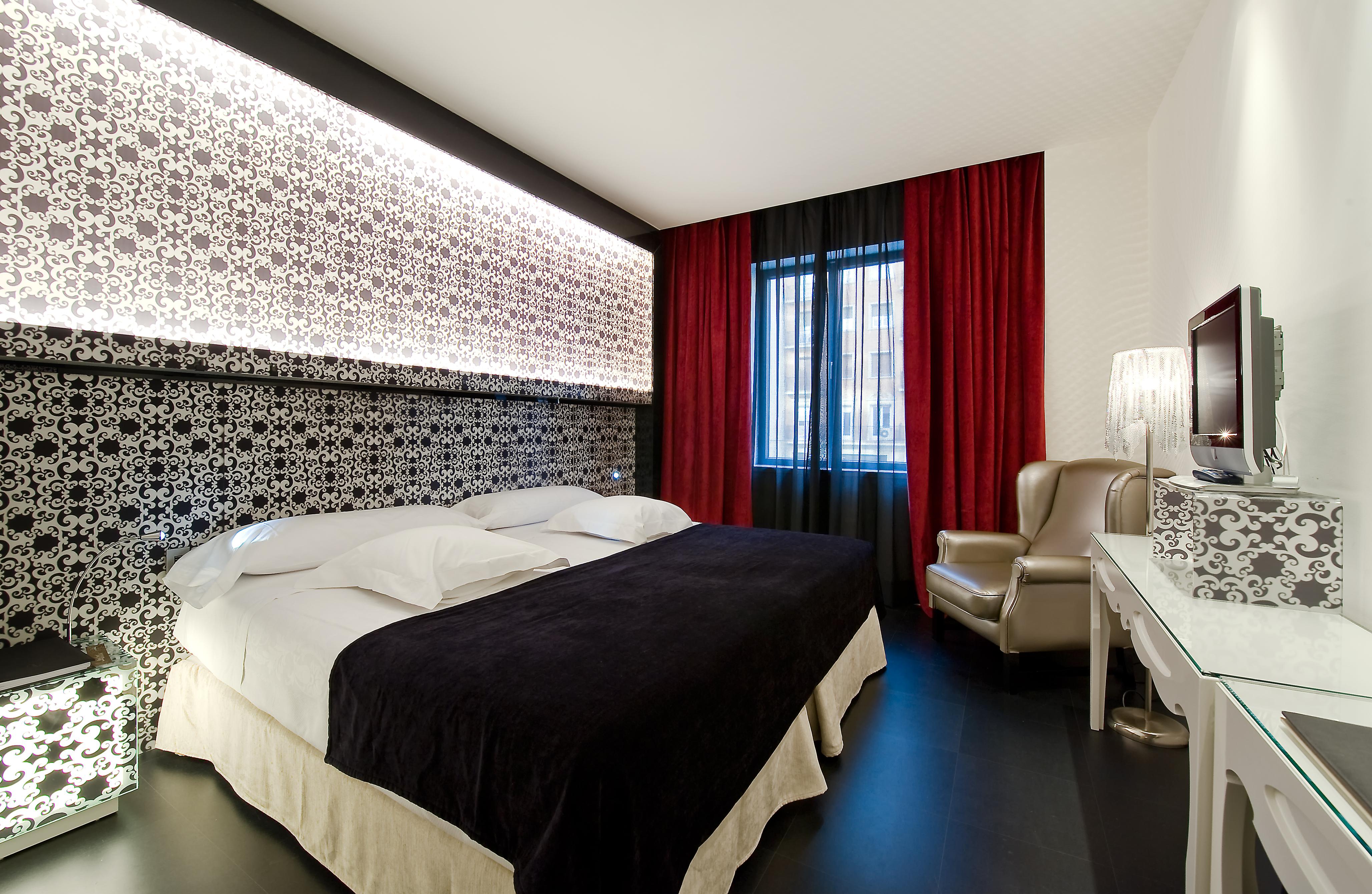 Vincci Via - 66 Hotel Madrid Bagian luar foto
