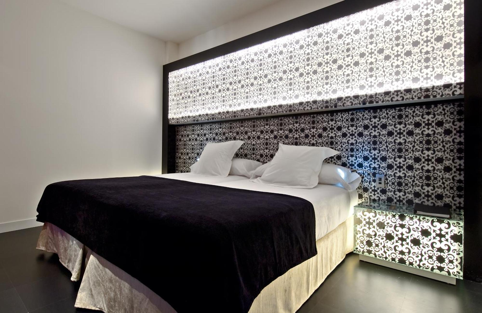 Vincci Via - 66 Hotel Madrid Bagian luar foto