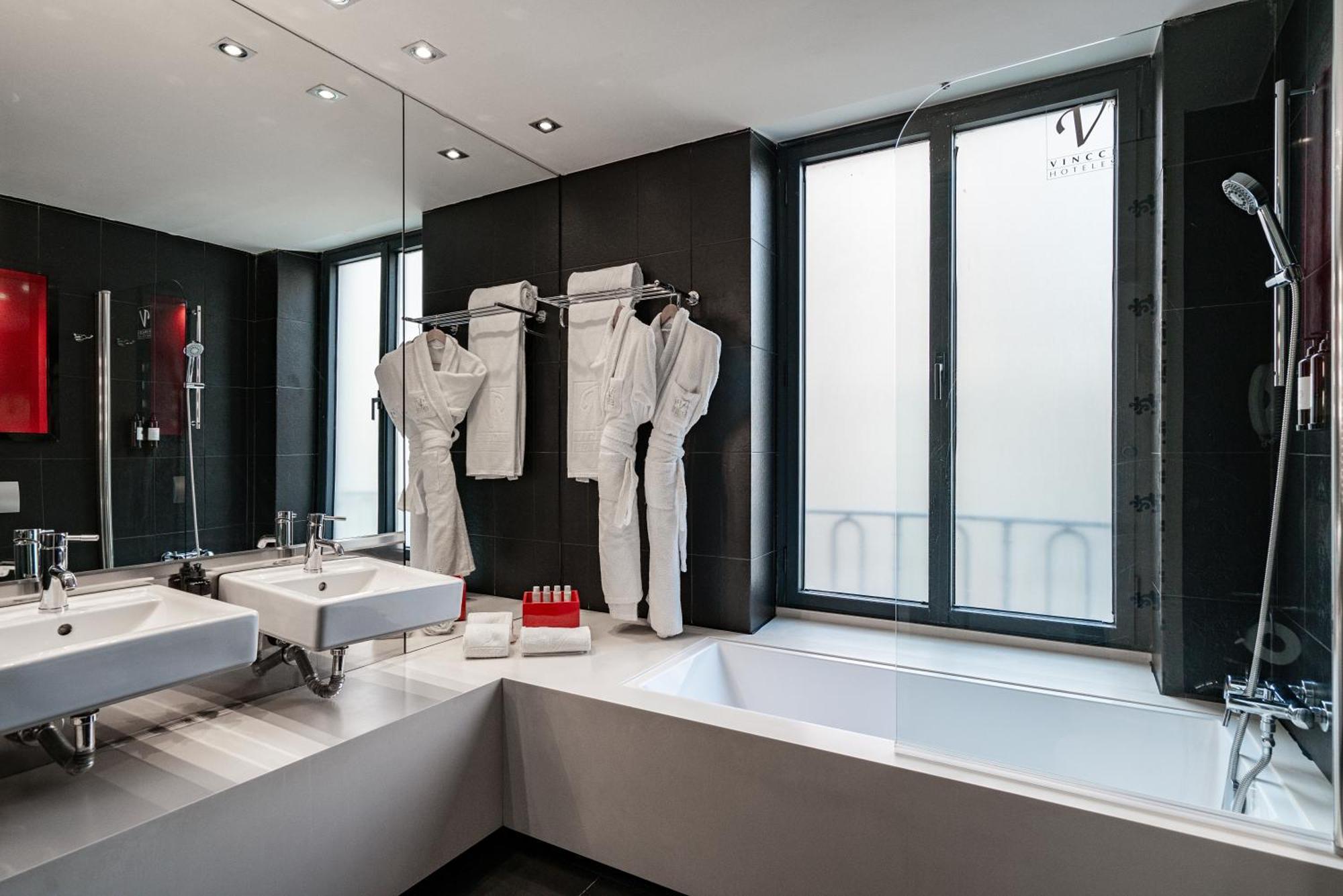 Vincci Via - 66 Hotel Madrid Bagian luar foto